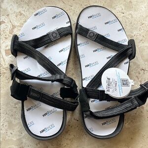 Xero Shoes Men's Black Adventure Sandals